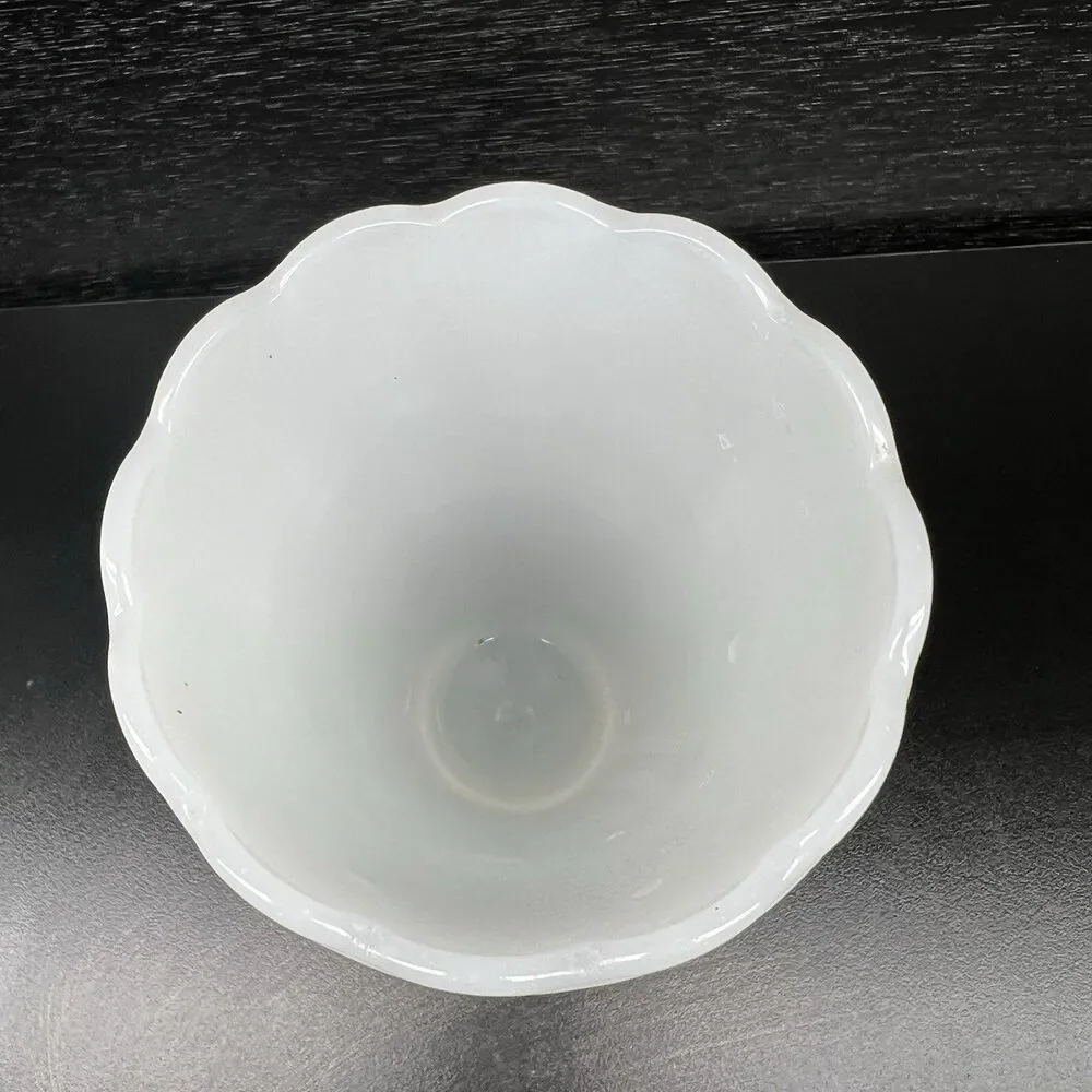 Vintage Anchor Hocking Teardrop & Pearl Scalloped Milk Glass Flower Vase 7